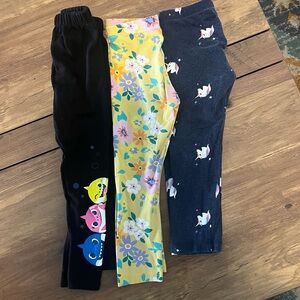 •3 for $10•

Girls size 3T lot!